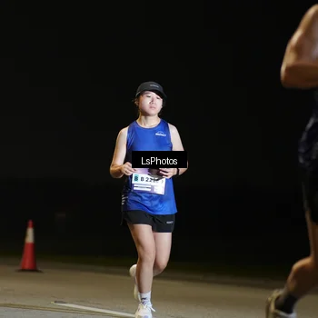 Runner Photo 7383671