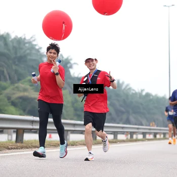 Runner Photo 7383677