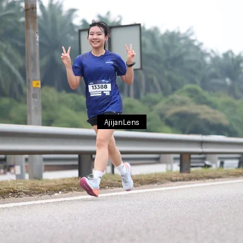 Runner Photo 7383679