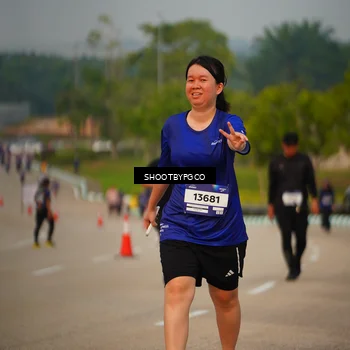 Runner Photo 7383695