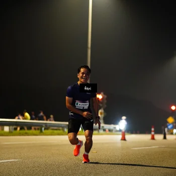 Runner Photo 7383697