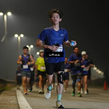 Runner Photo 7383731