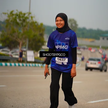 Runner Photo 7383743