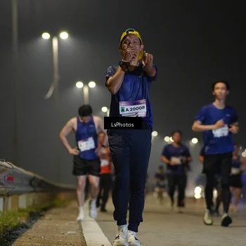 Runner Photo 7383758