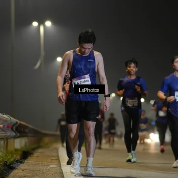 Runner Photo 7383768