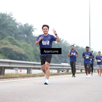 Runner Photo 7383777