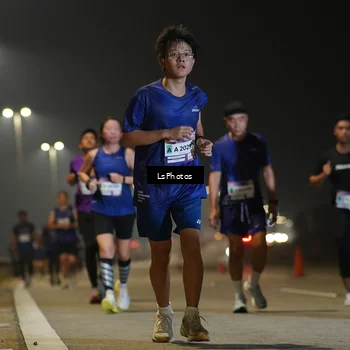 Runner Photo 7383786