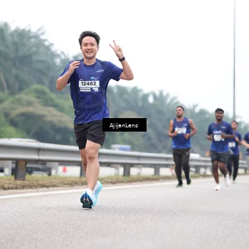 Runner Photo 7383795