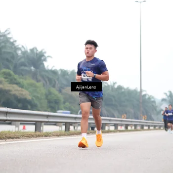 Runner Photo 7383798