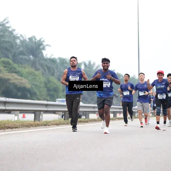 Runner Photo 7383815