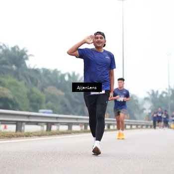 Runner Photo 7383816