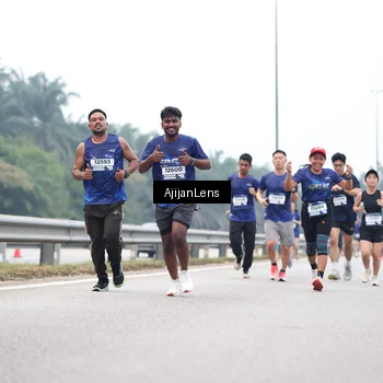 Runner Photo 7383830
