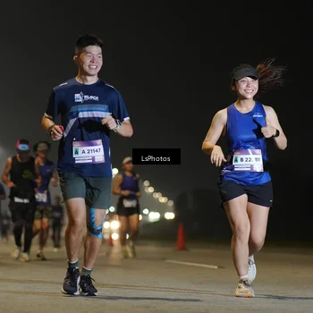 Runner Photo 7383837