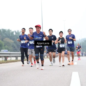 Runner Photo 7383864