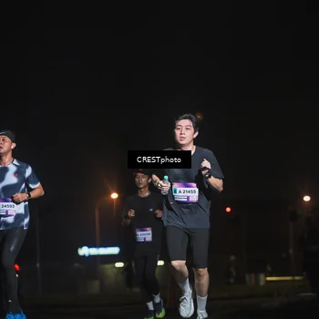 Runner Photo 7383879