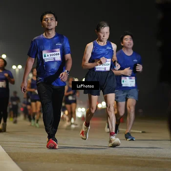 Runner Photo 7383937