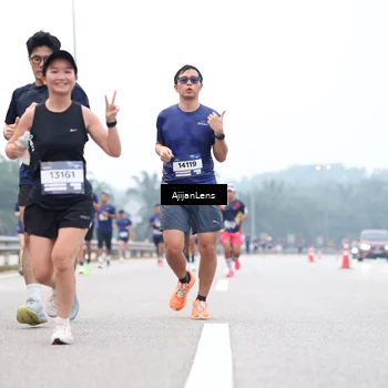 Runner Photo 7383941