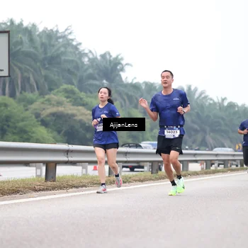 Runner Photo 7383944