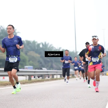 Runner Photo 7383959