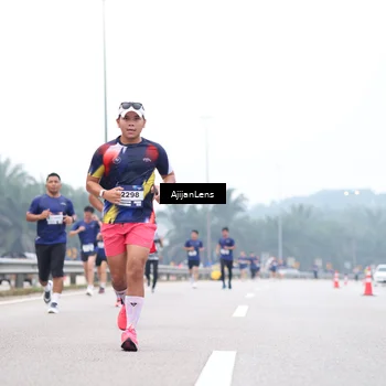 Runner Photo 7383964