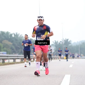Runner Photo 7383965