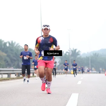Runner Photo 7383969