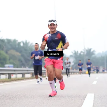 Runner Photo 7383976