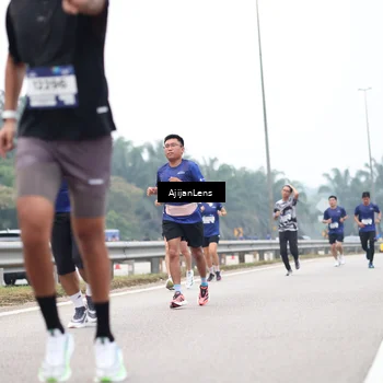 Runner Photo 7383990