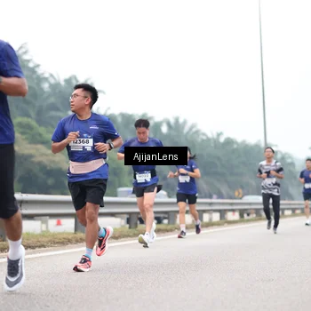 Runner Photo 7384007