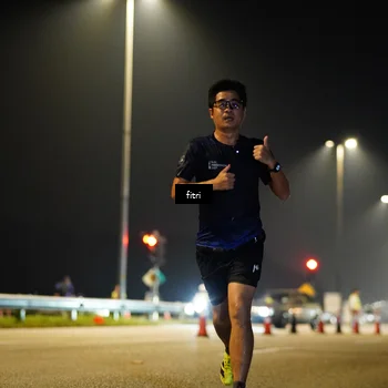 Runner Photo 7384009