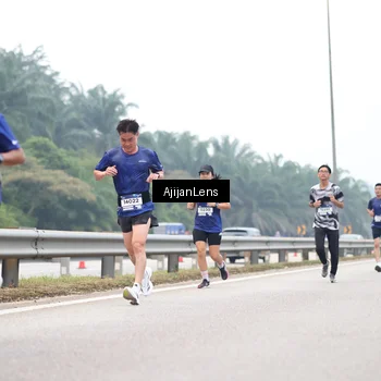 Runner Photo 7384019