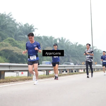 Runner Photo 7384024