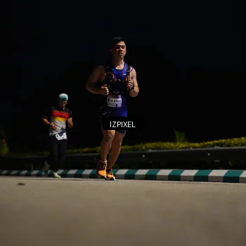 Runner Photo 7384036