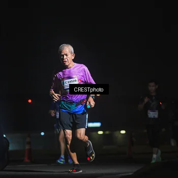 Runner Photo 7384037
