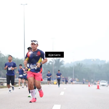 Runner Photo 7384056