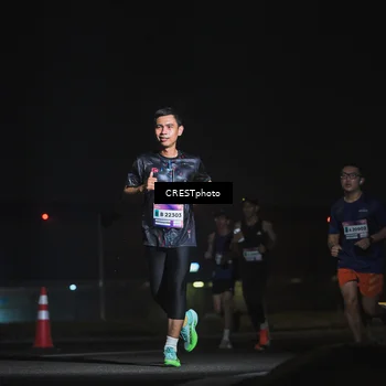 Runner Photo 7384058