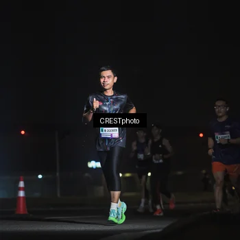 Runner Photo 7384078