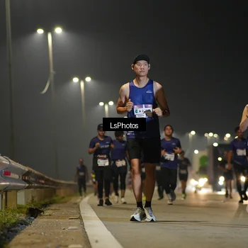 Runner Photo 7384079