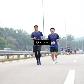 Runner Photo 7384094