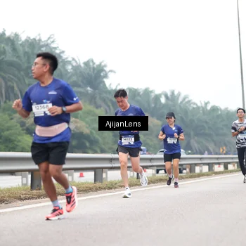 Runner Photo 7384108