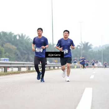 Runner Photo 7384109