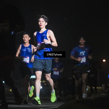 Runner Photo 7384113