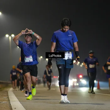 Runner Photo 7384117