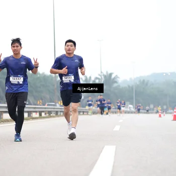 Runner Photo 7384130