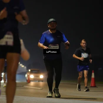 Runner Photo 7384135