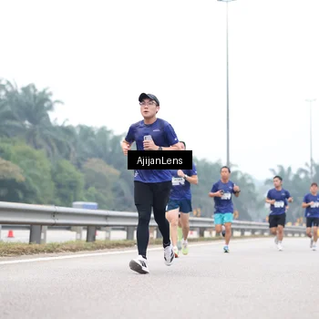 Runner Photo 7384166