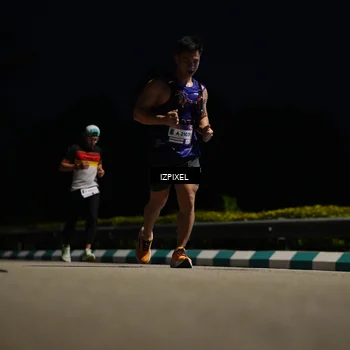 Runner Photo 7384173