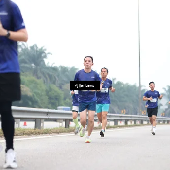 Runner Photo 7384192