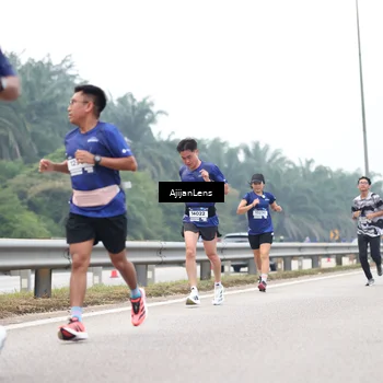 Runner Photo 7384193
