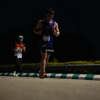 Runner Photo 7384198